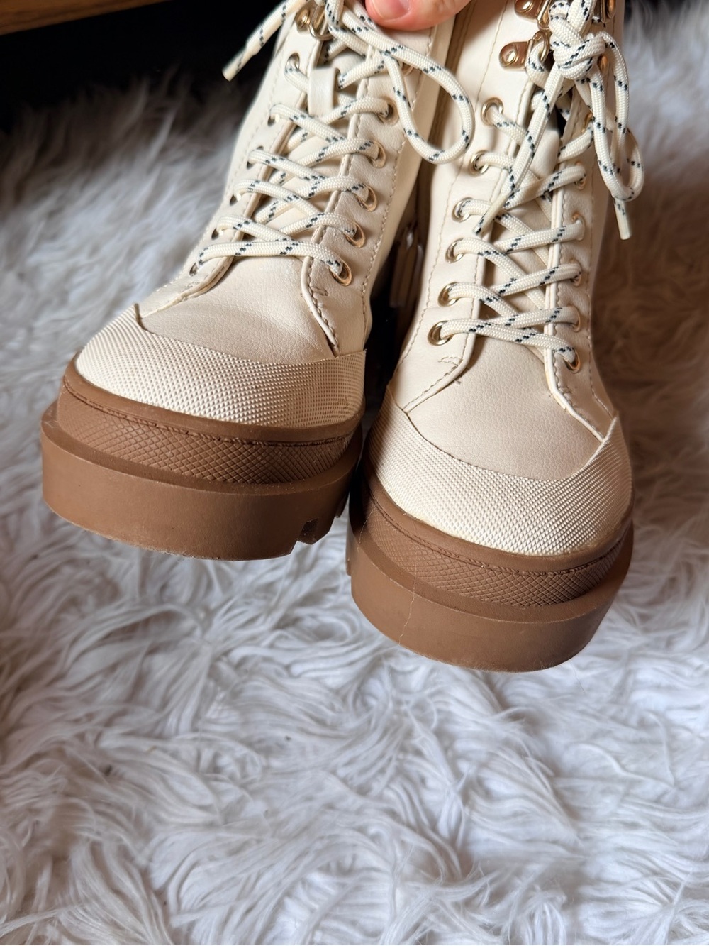 Circus Indy waterproof cold weather lug sole boots ivory size 5 - Picture 7 of 8